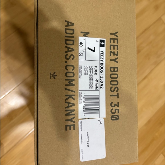 adidas Yeezy Boost 350 V2 Lundma Grey with Box